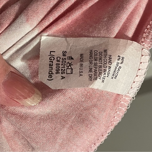 Dress - Picture 6 of 6